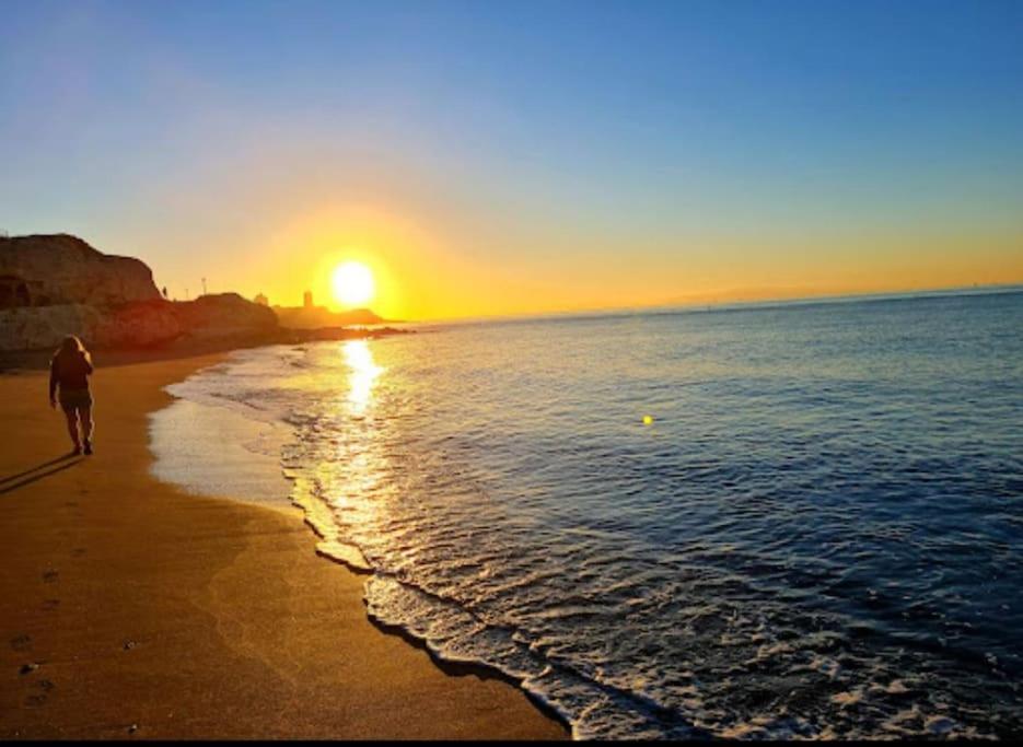 Apartamento El Dorado Cerca Del Mar Малага Экстерьер фото